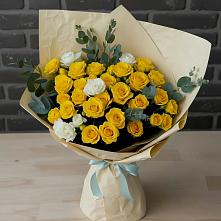 Букет цветов из:  Розы в Лесосибирске