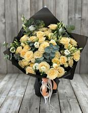 Букет цветов из:  Розы и Лизиантусы в Лесосибирске