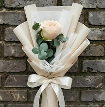 Букет цветов из:  Розы в Лесосибирске