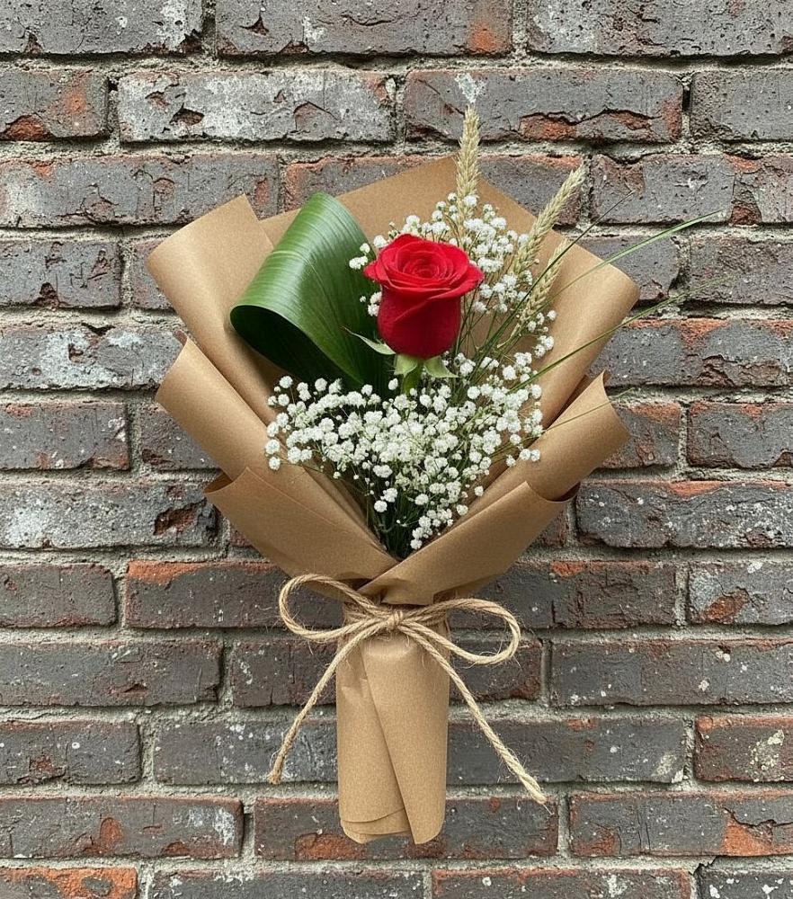 Букет цветов из: Розы в Лесосибирске