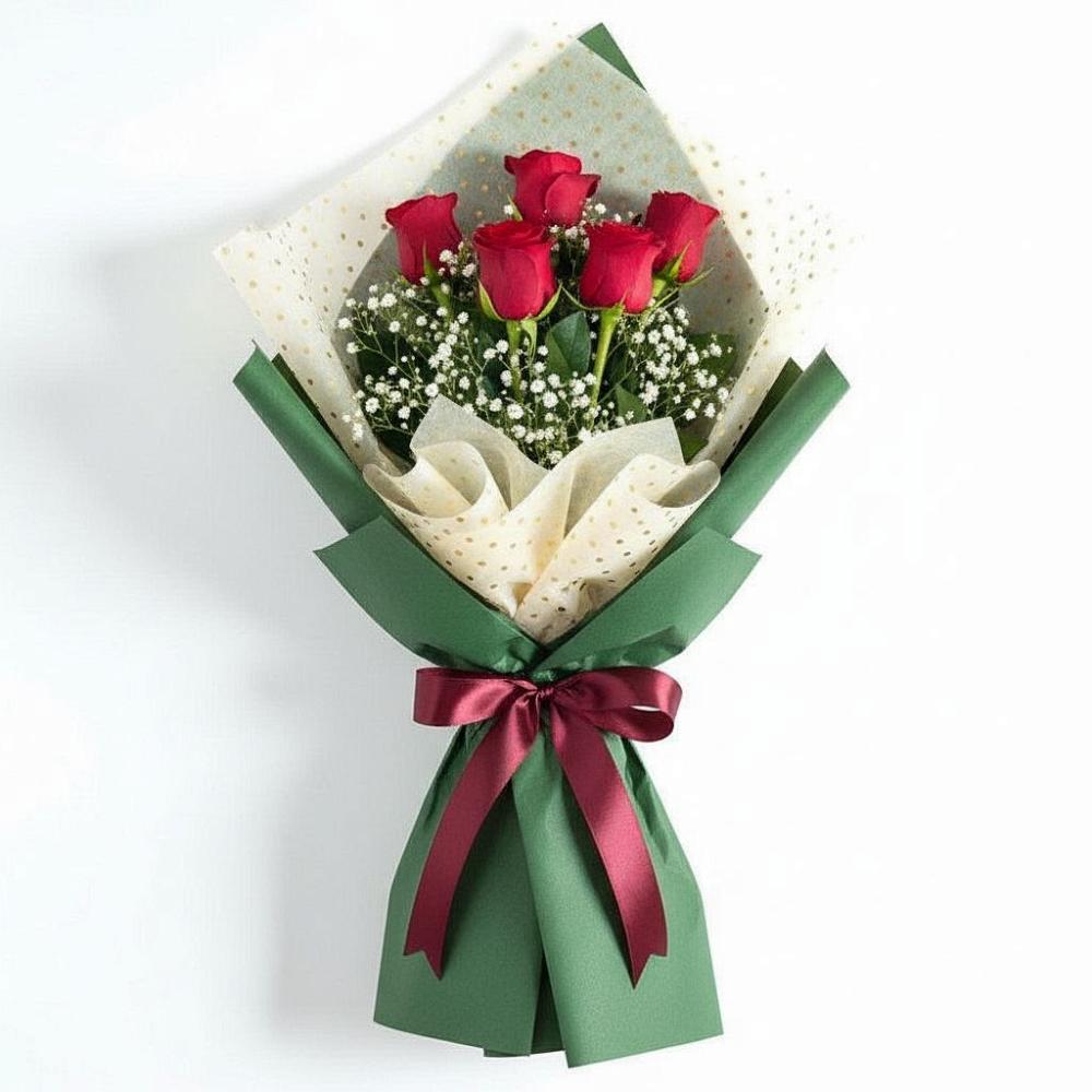 Букет цветов из: Розы в Лесосибирске