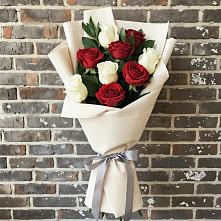 Букет цветов из:  Розы в Лесосибирске
