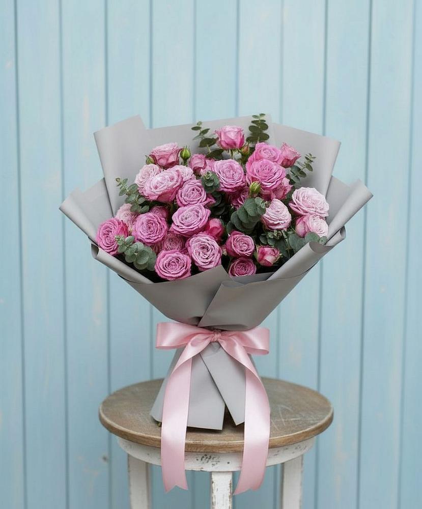 Букет цветов из: Розы в Лесосибирске