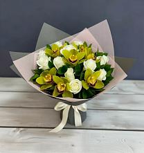 Букет цветов из:  Орхидеи и Розы в Лесосибирске