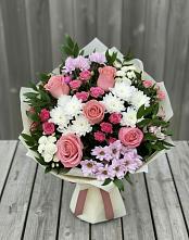 Букет цветов из:  Альстромерии, Гвоздики, Розы и Хризантемы в Лесосибирске