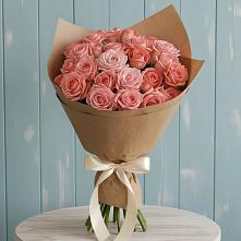 Букет цветов из:  Розы в Лесосибирске