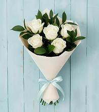 Букет цветов из:  Розы в Лесосибирске