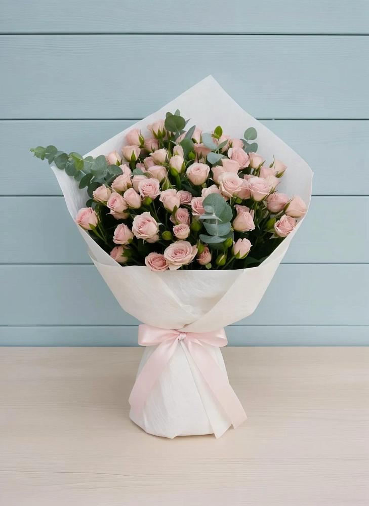 Букет цветов из: Розы в Лесосибирске