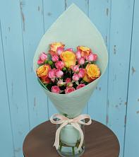 Букет цветов из:  Розы в Лесосибирске